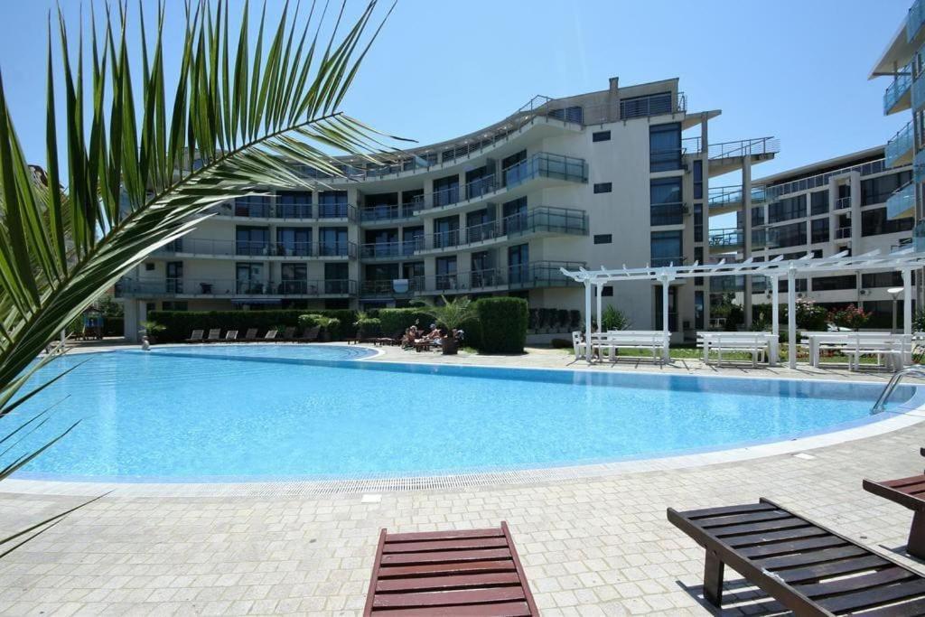 Large Apartment In Sluneční pobřeží Exteriér fotografie