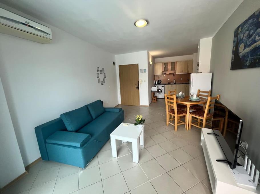 Large Apartment In Sluneční pobřeží Exteriér fotografie